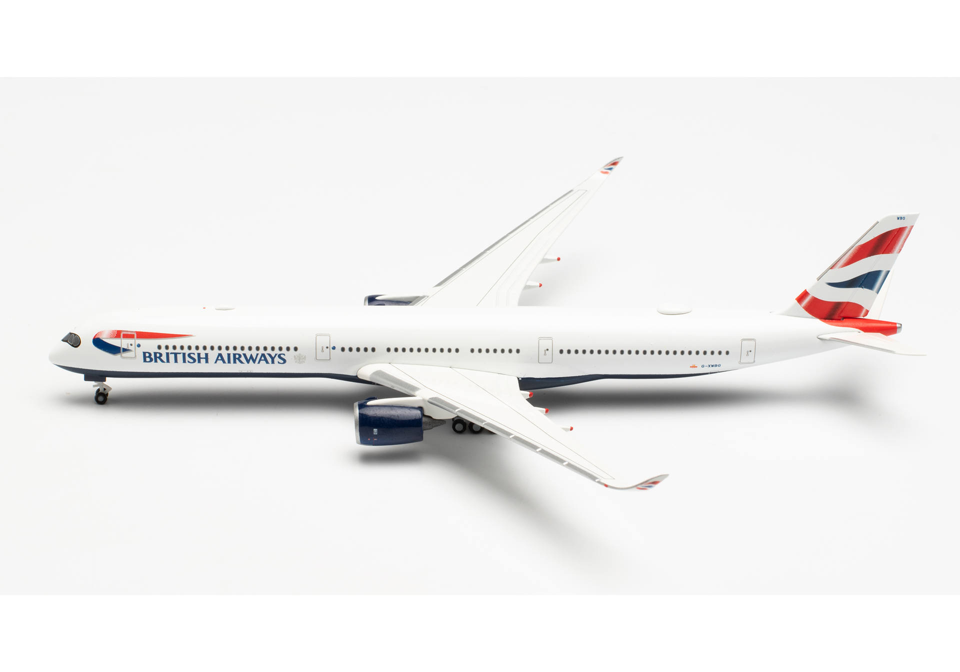   Airbus A350-1000 British Airways - G-XWBG, 1:500, 533126-002.  # 1 hobbyplus.ru