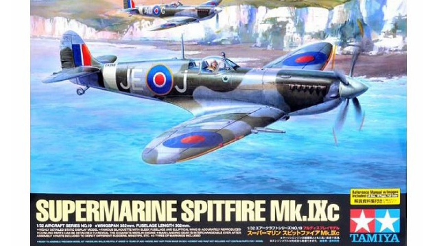          Supermarine Spitfire Mk.IX      C. 1:32.