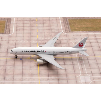������ �������  ����� 787 ������������ Japan Airlines.