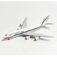 ������ �������� B747-8 BBJ 1:500, 537513