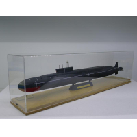 ���������� ������� ��������� ����� ��������� �������, � ��������������� ��������. ������ ������ ������� 1:350.  ����� ������ 48 ��. ����� ������� 50 ��.   Russian nuclear submarine Alexander Nevsky, with ballistic missiles. Handmade. Length 48 cm. Boxing 